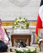 أمير الكويت يستقبل الأمير تركي بن محمد بن فهد في قصر بيان