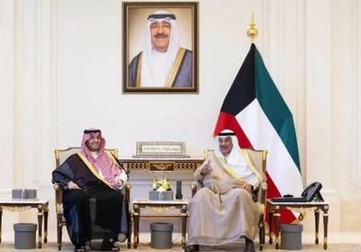 ولي العهد الكويتي يستقبل الأمير تركي بن محمد بن فهد