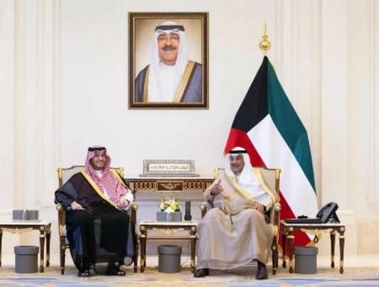 ولي العهد الكويتي يستقبل الأمير تركي بن محمد بن فهد
