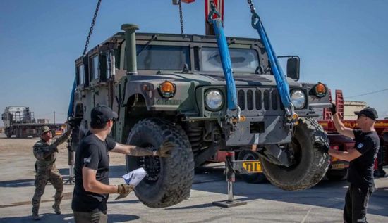 وصول مركبات للقوات الدولية إلى إسرائيل تمهيداً لنشرها في غزة