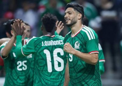 المكسيك تتأهل لدور الـ16 عبر الإكوادور