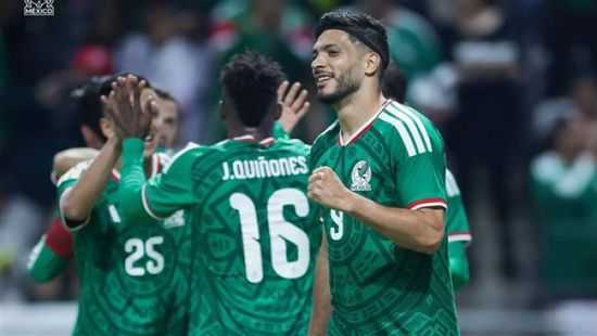المكسيك تتأهل لدور الـ16 عبر الإكوادور