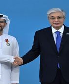 تكريم رفيع من كازاخستان.. رئيس الدولة يمنح محمد جمعة الشامسي "وسام الصداقة"