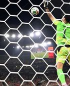 ياسين بونو.. "ملك ركلات الترجيح" يقود المغرب لمواصلة حلم مونديال 2026