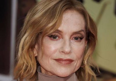 إيزابيل أوبير أول امرأة تتولى رئاسة "سينيماتيك فرانسيز"