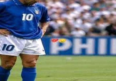 كازورلا لاعب وسط أرسنال وإسبانيا السابق يعتزل في سن 41 عاما