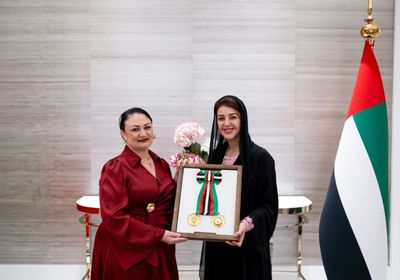 رئيس الإمارات يمنح سفيرة مالطا وسام الاستقلال من الدرجة الأولى