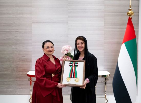 رئيس الإمارات يمنح سفيرة مالطا وسام الاستقلال من الدرجة الأولى