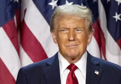 ترامب: أنا مشغول جدًا.. وضغط العمل يمنعني حتى من السباحة