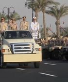 الرئيس السيسي يجري جولة تفقدية بمقر القيادة الاستراتيجية في العاصمة الجديدة