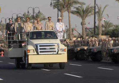 الرئيس السيسي يجري جولة تفقدية بمقر القيادة الاستراتيجية في العاصمة الجديدة