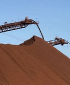 أسعار خام الحديد تسجل أول مكاسب أسبوعية منذ شهرين