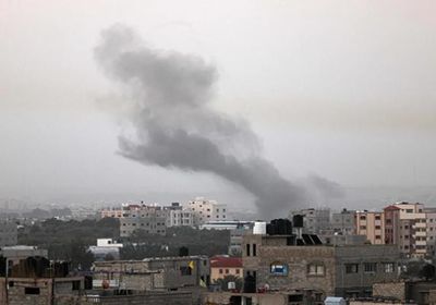 الجيش الإسرائيلي يعلن مقتل قياديين من حركة "حماس" في غارتين بقطاع غزة