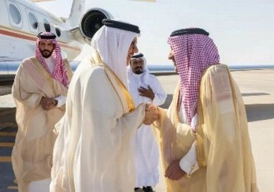 في زيارة رسمية.. وزير خارجية البحرين يصل الرياض 