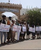 تدشين "الشباب الأحرار" في المكلا بوقفة احتجاجية للمطالبة بالخدمات