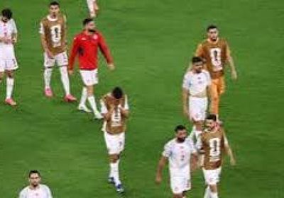 انطلاق مباراة المكسيك وإنجلترا بعد تأخرها ساعة