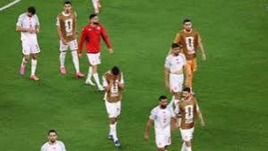انطلاق مباراة المكسيك وإنجلترا بعد تأخرها ساعة