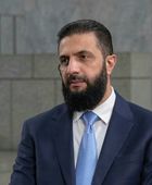 الشرع يعلن عن اتفاق مع ماكرون لبدء تبادل السفراء