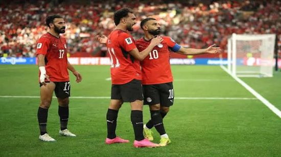 انطلاق الشوط الثاني من مباراة مصر والأرجنتين