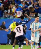 الأرجنتين تقلب تأخرها بهدفين لتفوز 3-2 على مصر