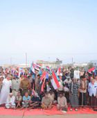 حشود المهرة ترفض الوصاية الخارجية وفرض الإملاءات
