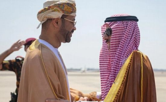 وزير الخارجية السعودي يصل إلى سلطنة عُمان