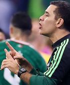 ماركيز يخلف أجيري في قيادة المكسيك