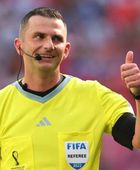 منع الحكام الإنجليز من إدارة مباريات الأرجنتين في كأس العالم يثير التساؤلات