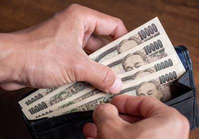 الين الياباني يواصل مكاسبه وسط ترقب لتدخلات حكومية محتملة