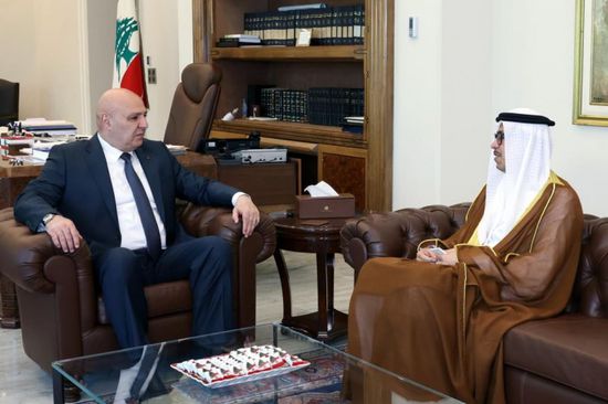 رئيس لبنان يستقبل سفير الإمارات لدى بيروت