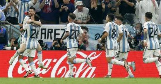 الأرجنتين تتأهل إلى نصف نهائي كأس العالم عبر سويسرا 
