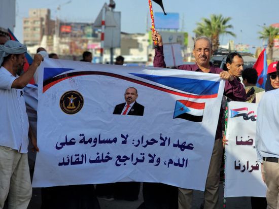 مكتسبات الجنوب خط أحمر.. انتفاضة قبلية شعبية ترفض صفقات الإرهاب