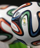 مونديال 2026: طرح كرة نهائي كأس العالم وملابس عرض الاستراحة في مزاد علني