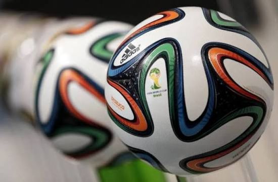 مونديال 2026: طرح كرة نهائي كأس العالم وملابس عرض الاستراحة في مزاد علني