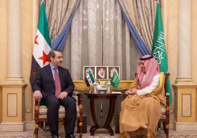 وزير الخارجية السعودي يناقش مستجدات المنطقة مع نظيره السوري