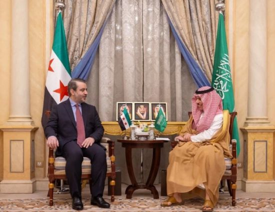 وزير الخارجية السعودي يناقش مستجدات المنطقة مع نظيره السوري