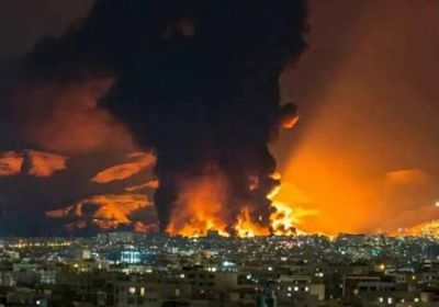 مقذوفات أمريكية تسقط على مواقع بمحيط جزيرة قشم الإيرانية