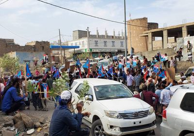 انطلاق مسيرة بالضالع لتنفيذ وقفة احتجاجية رفضا للوصاية السعودية