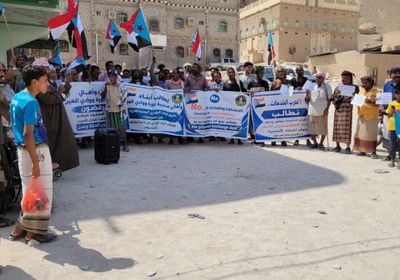 جماهير حورة تتعهد بمواصلة التصعيد الشعبي السلمي ضد الوصاية