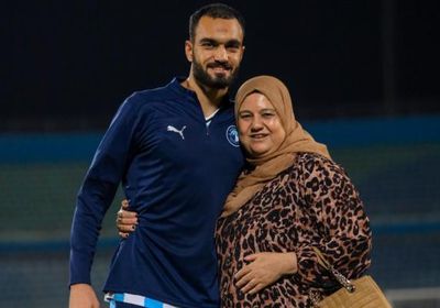 "ست الكل رقم واحد".. مصطفى زيكو يرد برسالة مؤثرة على والدته بعد حديثها عنه