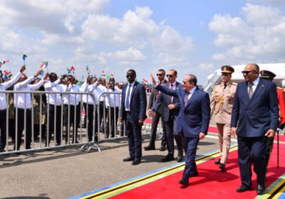 الرئيس السيسي يصل العاصمة التنزانية دار السلام