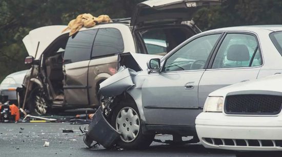 3 قتلى و4 مصابين جراء حادث تصادم مروّع غربي بغداد