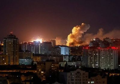 روسيا تقصف كييف في هجوم كبير بصواريخ باليستية