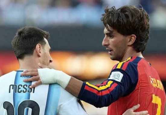 توريس رجل مباراة نهائي كأس العالم بين إسبانيا والأرجنتين