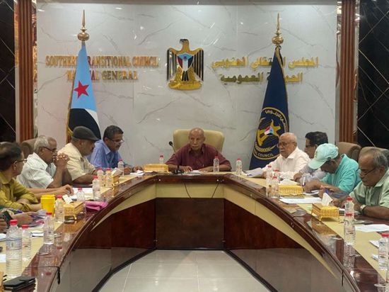 "استشاري الانتقالي" يؤيد مطالب الاتحاد العام لنقابات عمال الجنوب
