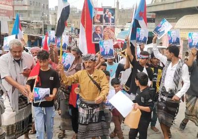 انتفاضة شعبية في مديريات أبين تنديدا بالوصاية والاحتلال