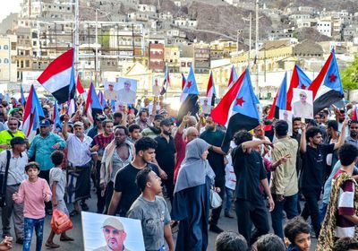 المطالب السبعة لنقابات عمال الجنوب.. خارطة طريق في مواجهة حرب الخدمات