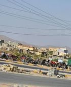 قوات إخوانية في عتق ترفض إطلاق سراح ملاك الدراجات النارية