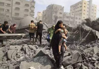 مستشار الرئيس الفلسطيني: من حقنا الدفاع عن أنفسنا بكل الوسائل المتاحة