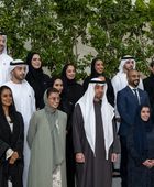 رئيس الإمارات يستقبل فريق عمل الاحتفال الرسمي بعيد الاتحاد الـ54 للإمارات